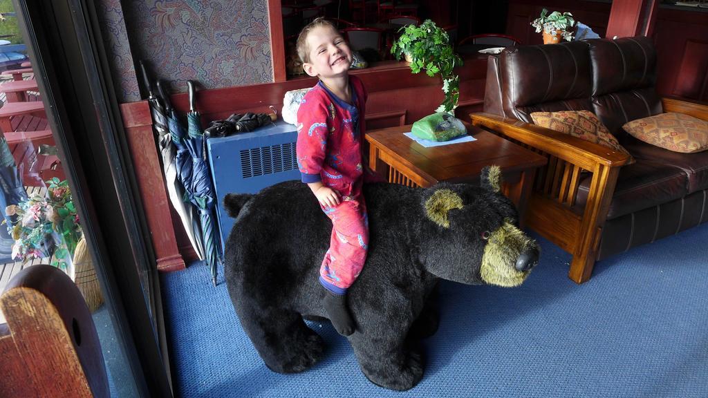 Lac Le Jeune Resort & Nature Centre แคมลูปส์ ห้อง รูปภาพ
