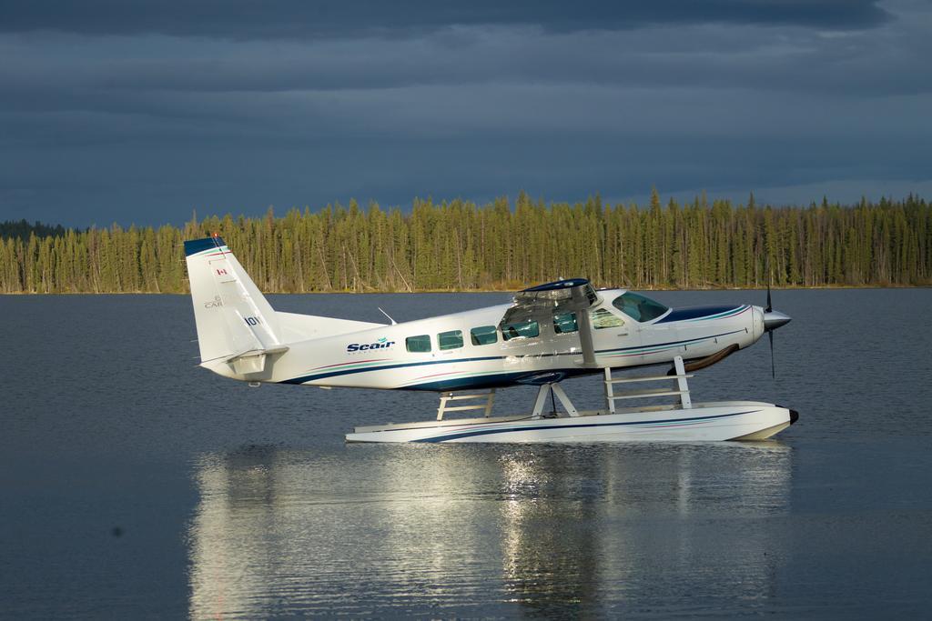 Lac Le Jeune Resort & Nature Centre แคมลูปส์ ภายนอก รูปภาพ