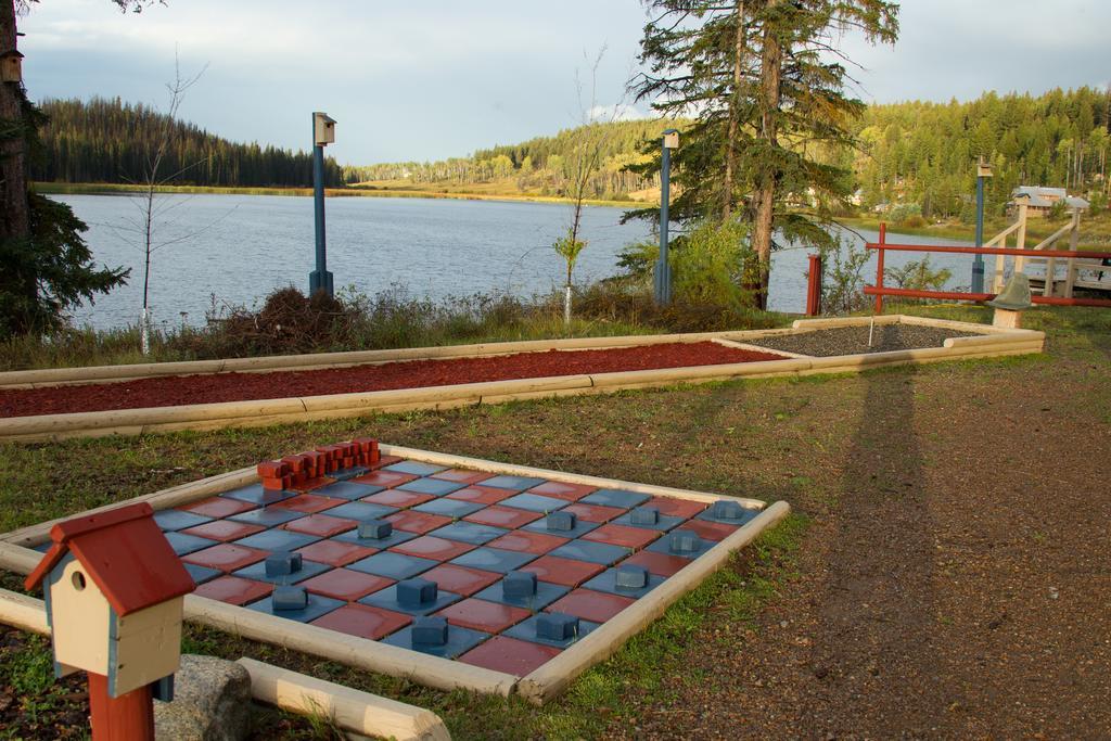 Lac Le Jeune Resort & Nature Centre แคมลูปส์ ภายนอก รูปภาพ