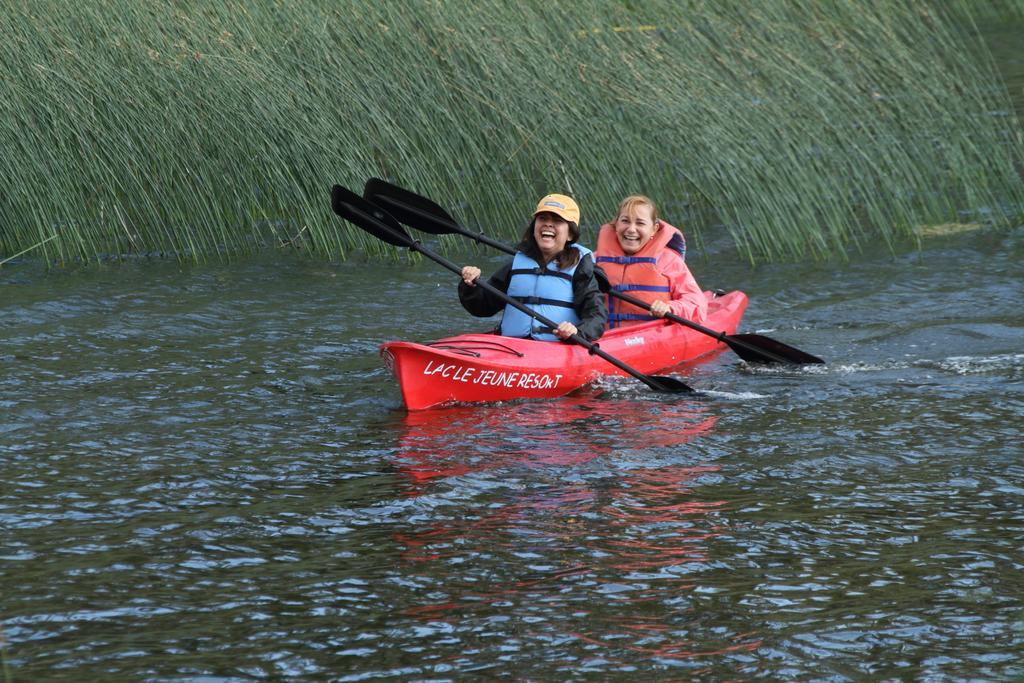 Lac Le Jeune Resort & Nature Centre แคมลูปส์ ภายนอก รูปภาพ