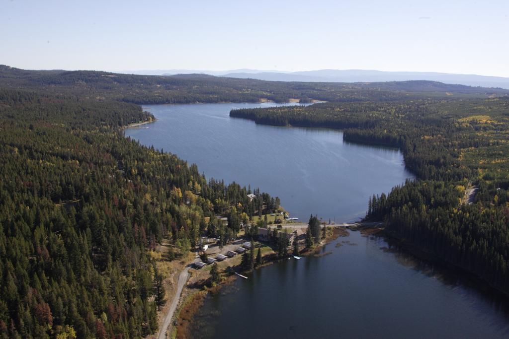 Lac Le Jeune Resort & Nature Centre แคมลูปส์ ภายนอก รูปภาพ
